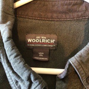 GREEN WOOLRICH BUTTON DOWN CASUAL SHIRT